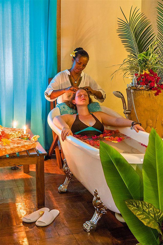 Nosy Be Hotel & Spa Ambaro Екстериор снимка