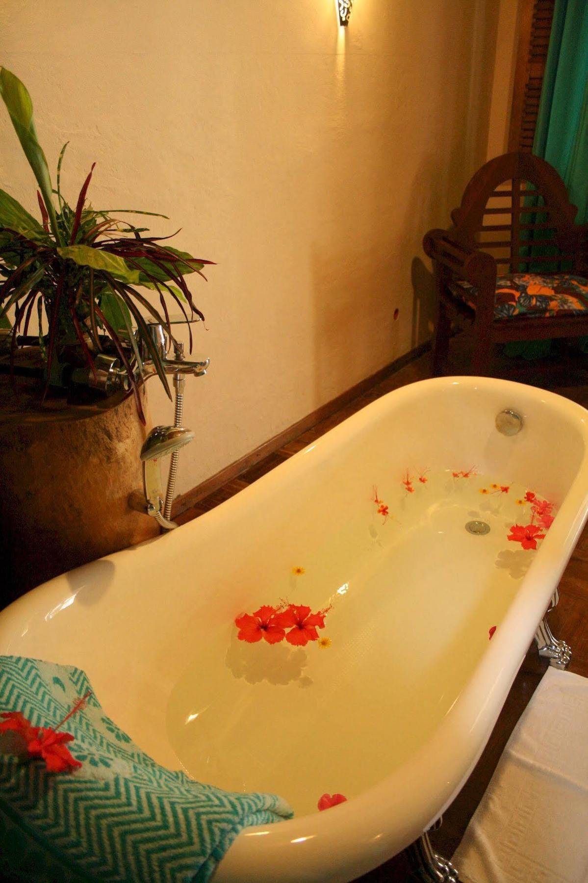 Nosy Be Hotel & Spa Ambaro Екстериор снимка